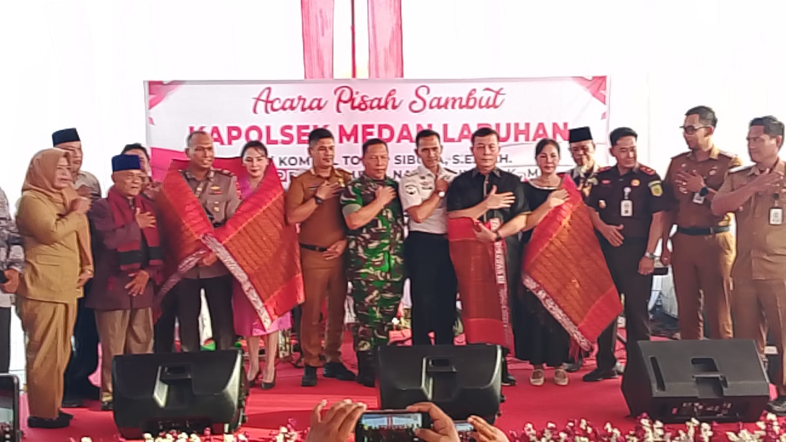 15db20d3c2e24c48b8e02b5ba679adf6